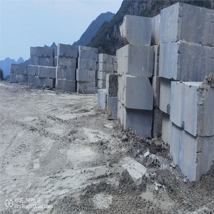 Evolene Gneiss quarry